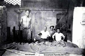 Ain-El-Turck - Famille Botella au pressoir